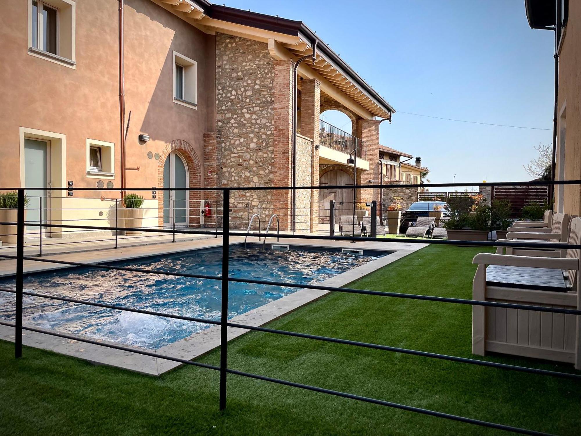 Villa Fontanelle Gardapartments ポルペナッツェ・デル・ガルダ エクステリア 写真