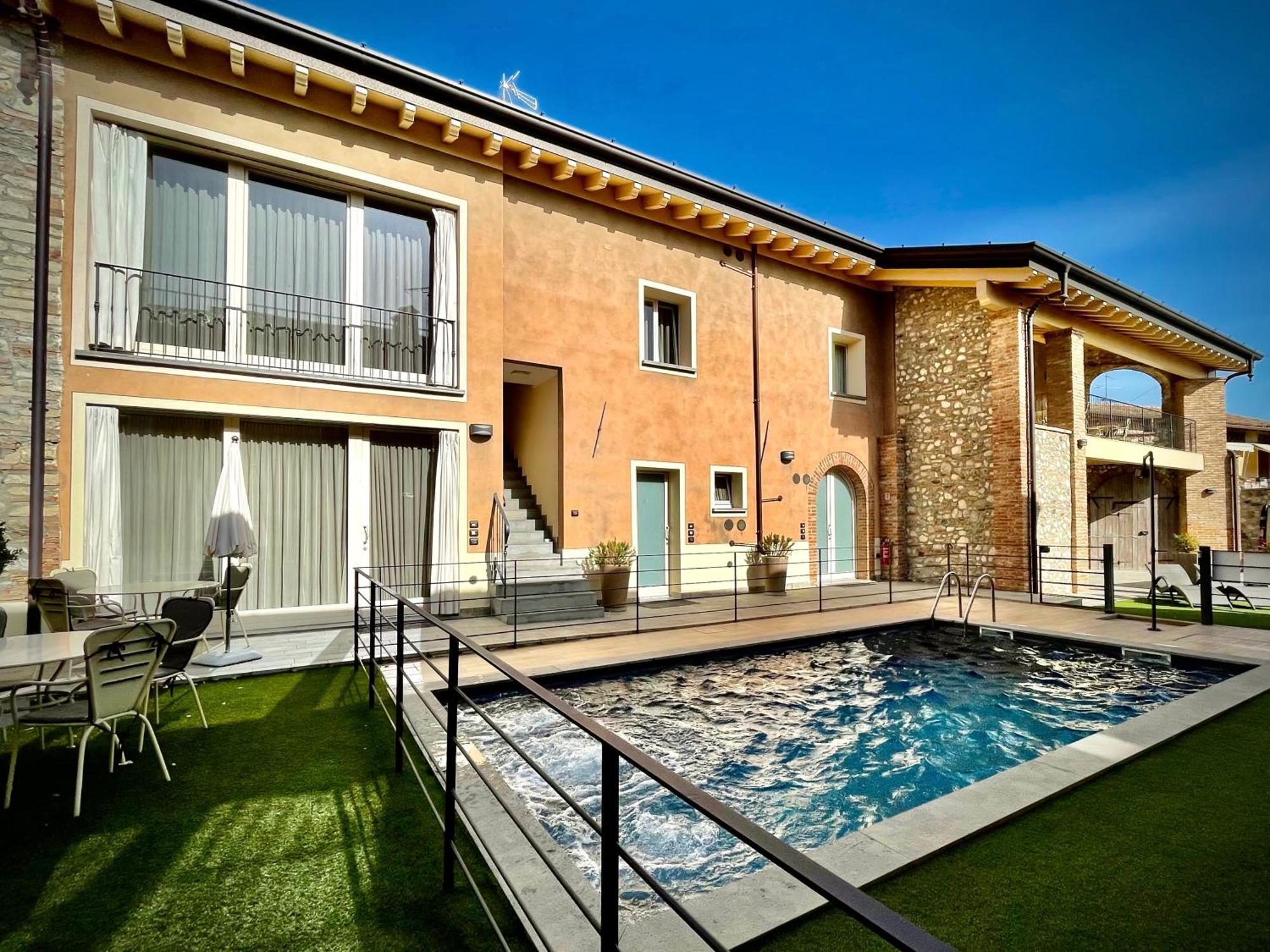 Villa Fontanelle Gardapartments ポルペナッツェ・デル・ガルダ エクステリア 写真