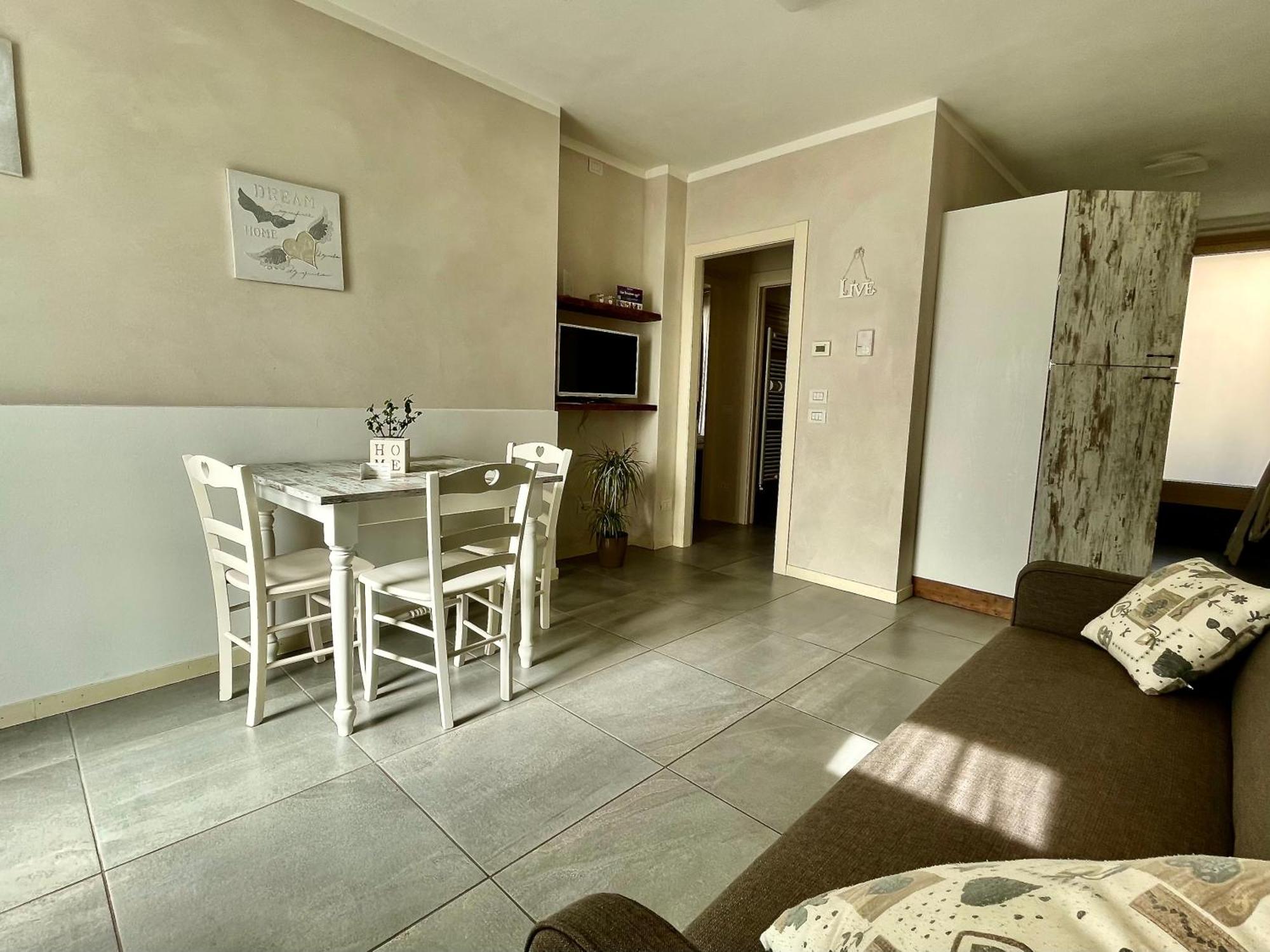 Villa Fontanelle Gardapartments ポルペナッツェ・デル・ガルダ エクステリア 写真