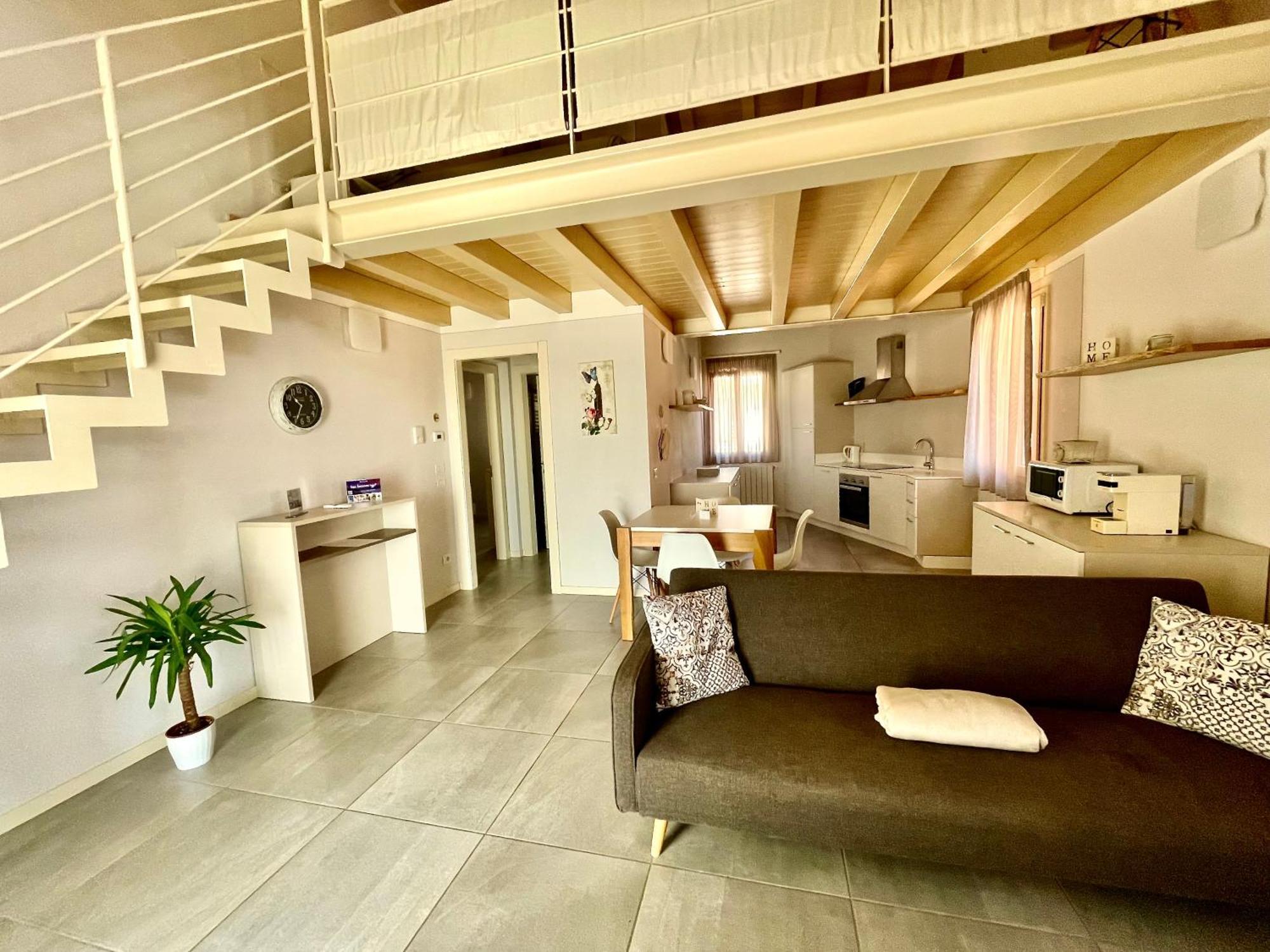 Villa Fontanelle Gardapartments ポルペナッツェ・デル・ガルダ エクステリア 写真