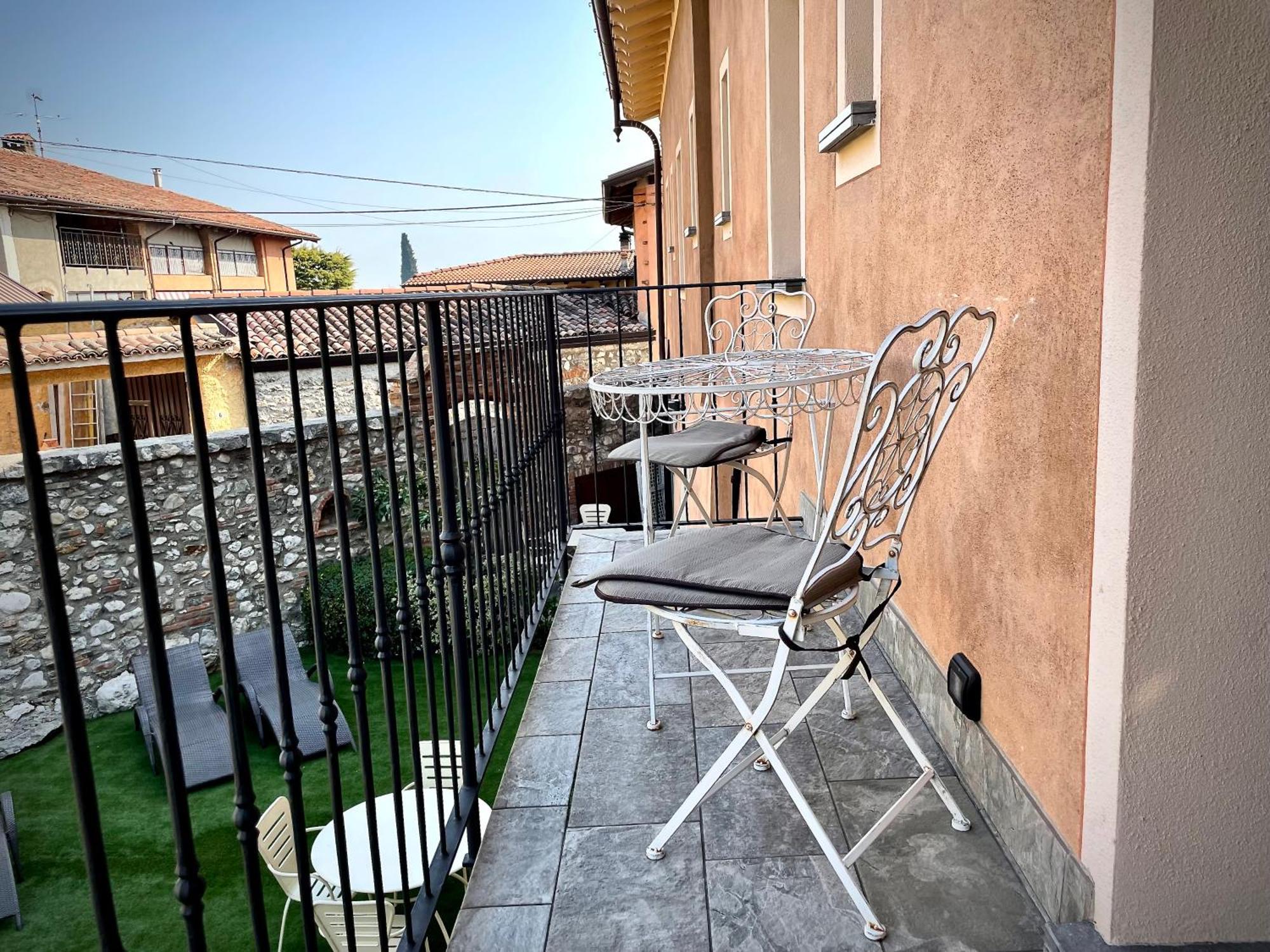 Villa Fontanelle Gardapartments ポルペナッツェ・デル・ガルダ エクステリア 写真