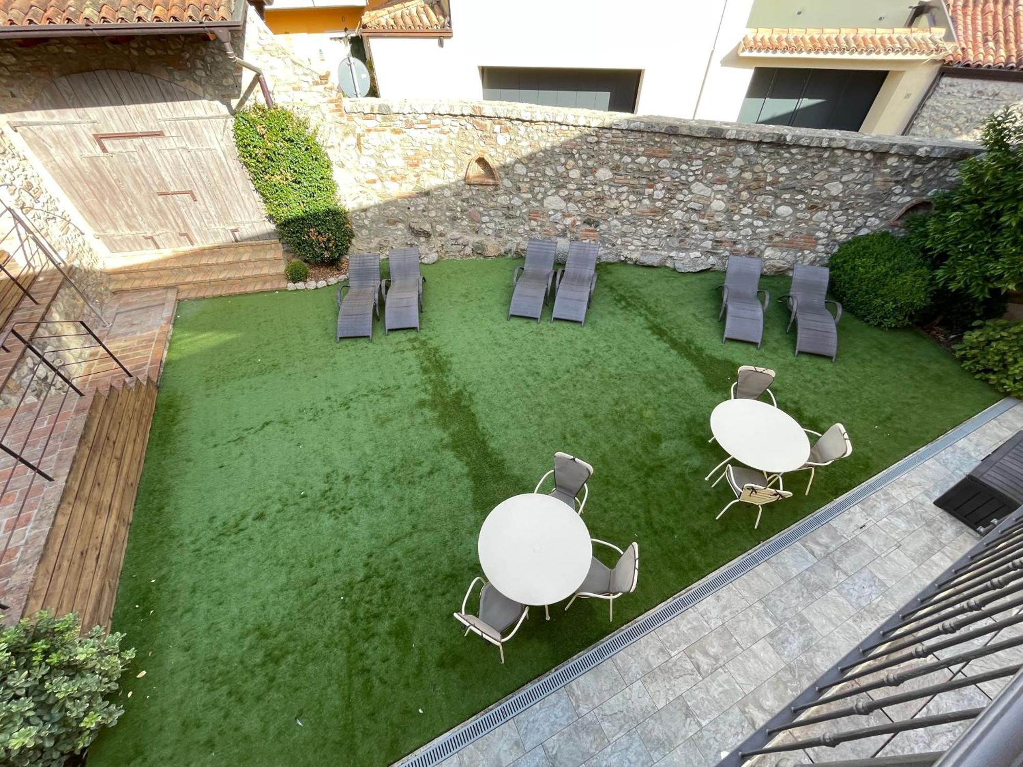 Villa Fontanelle Gardapartments ポルペナッツェ・デル・ガルダ エクステリア 写真